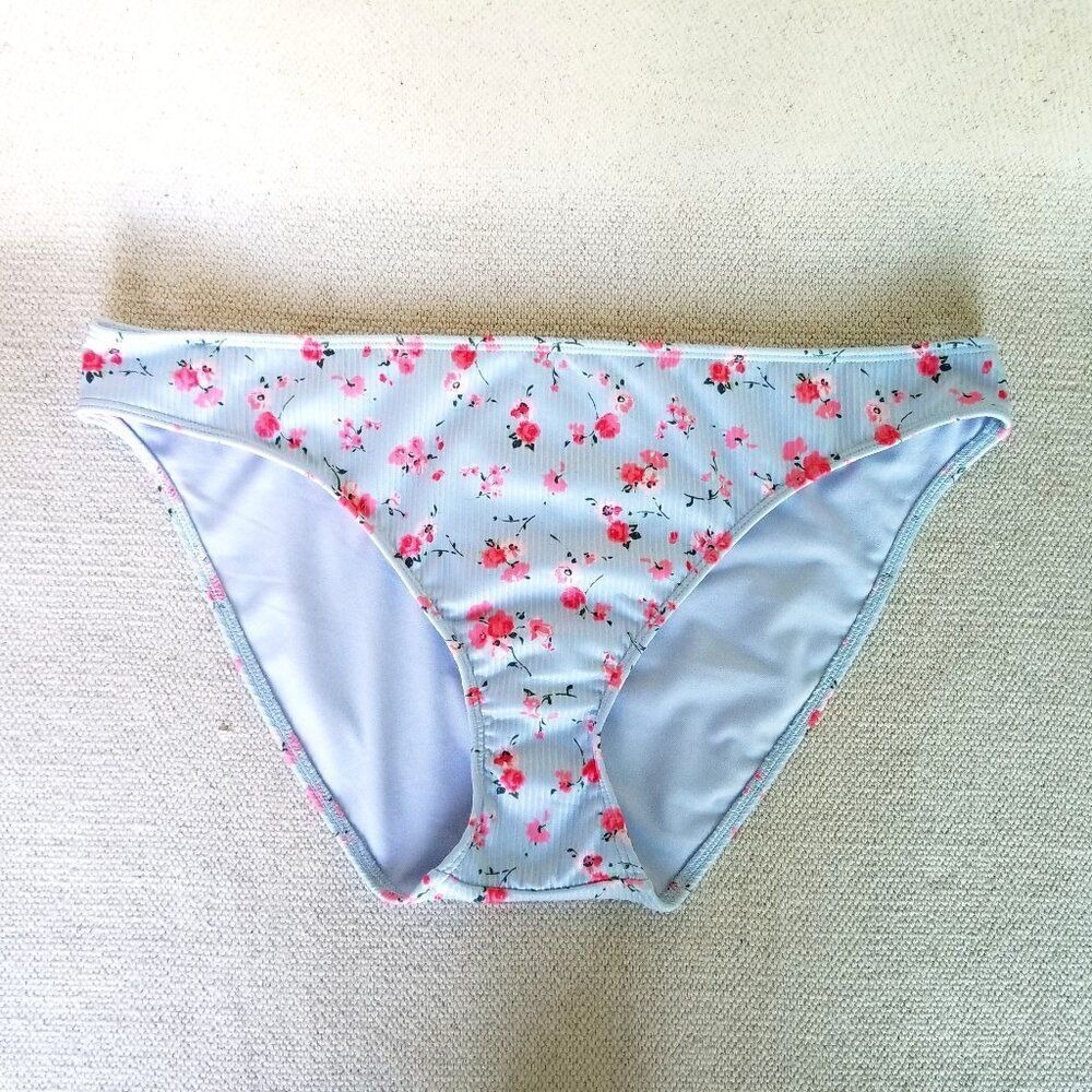 NWOT- Hollister Ribbed Bikini Bottom - XL Blue Floral